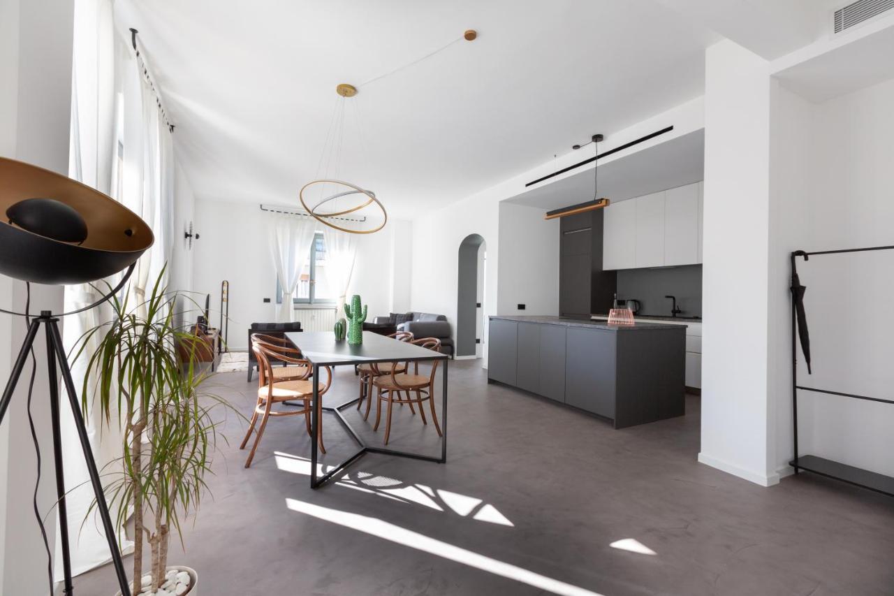 Sant'Ambrogio Bright And Stylish Flat Apartment มิลาน ภายนอก รูปภาพ