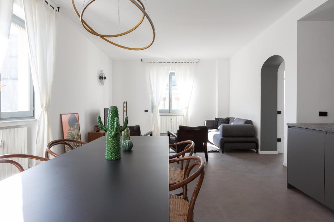 Sant'Ambrogio Bright And Stylish Flat Apartment มิลาน ภายนอก รูปภาพ